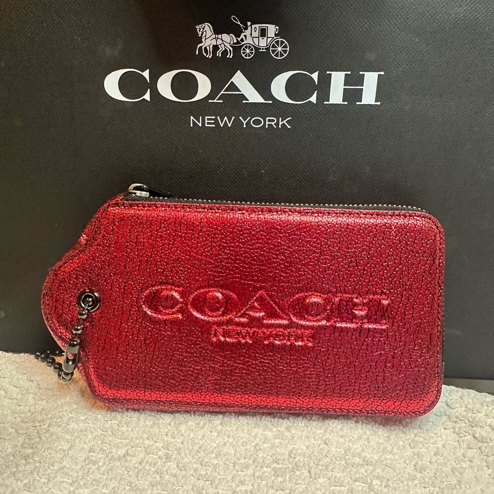 Rare Coach Metallic Red handtag Card Holder/wristlet..xxl